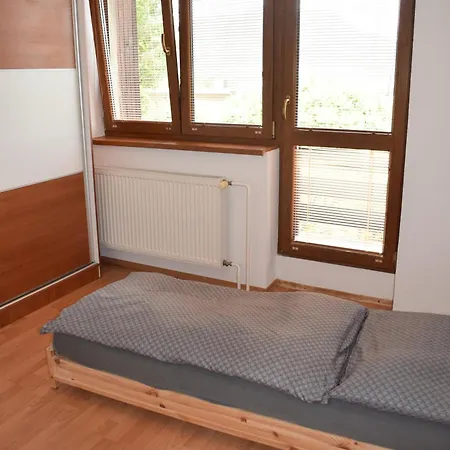 Domcek Pod Kalvariou بيت للعطل