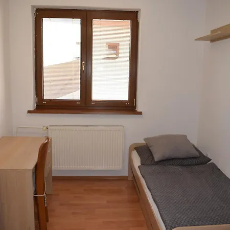 Domcek Pod Kalvariou روجومبيروك